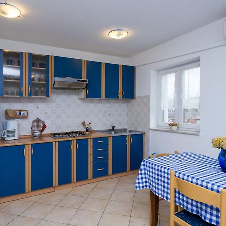 Apartments Marlen Mali Losinj Bagian luar foto